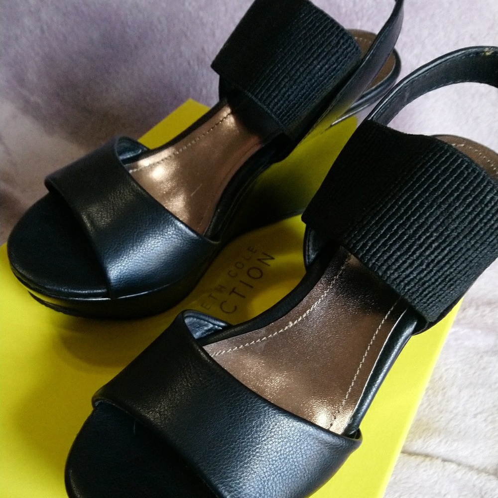 Kenneth Cole Reaction Wedge